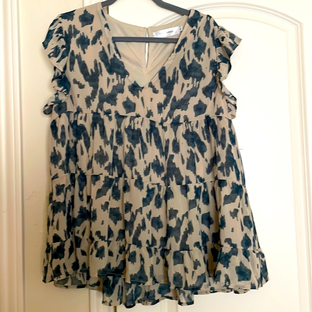 Ruffled Short Sleeve Top - New - Size L